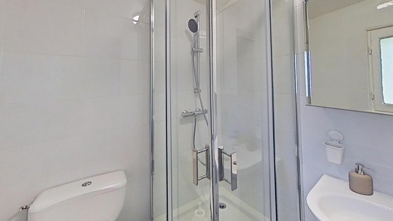 Maison Ideale Pour Visiter Paris Versailles - Chambres Privees Paris-Saclay Bures-sur-Yvette Exterior foto