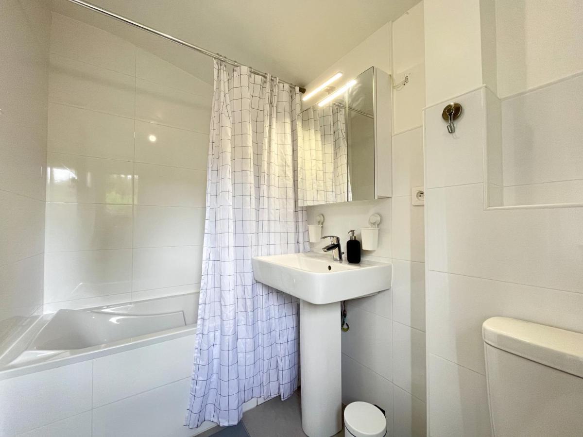 Maison Ideale Pour Visiter Paris Versailles - Chambres Privees Paris-Saclay Bures-sur-Yvette Exterior foto