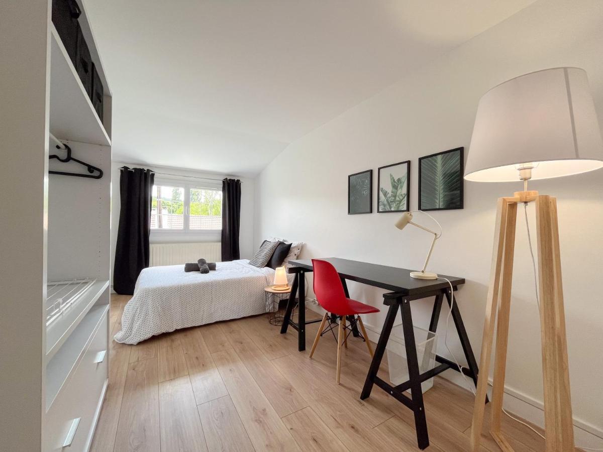 Maison Ideale Pour Visiter Paris Versailles - Chambres Privees Paris-Saclay Bures-sur-Yvette Exterior foto